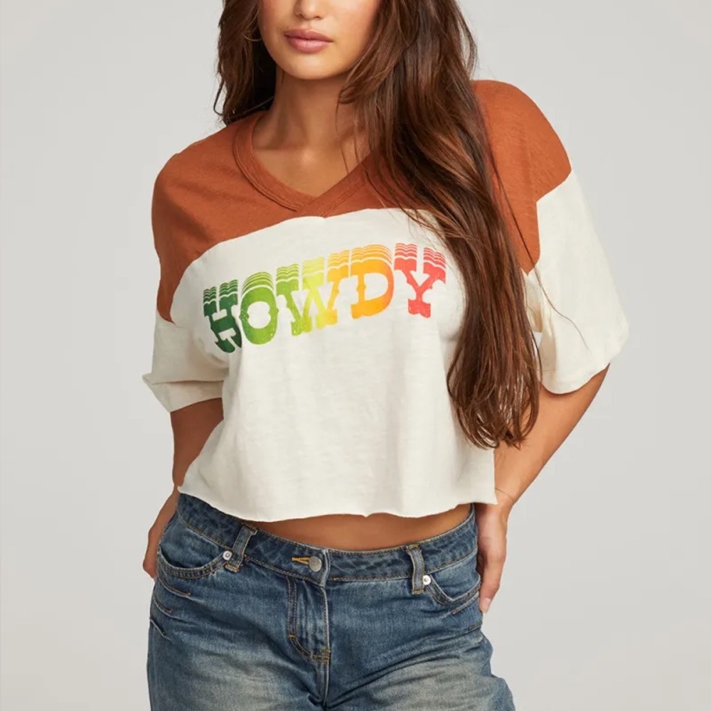 Chaser 'Howdy' cropped boxy tee NWT size Medium